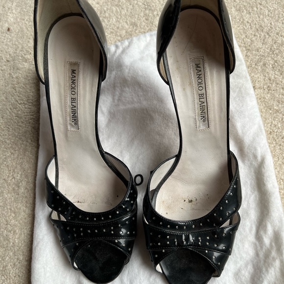 Manolo Blahnik Patent Leather Black - Picture 7 of 9
